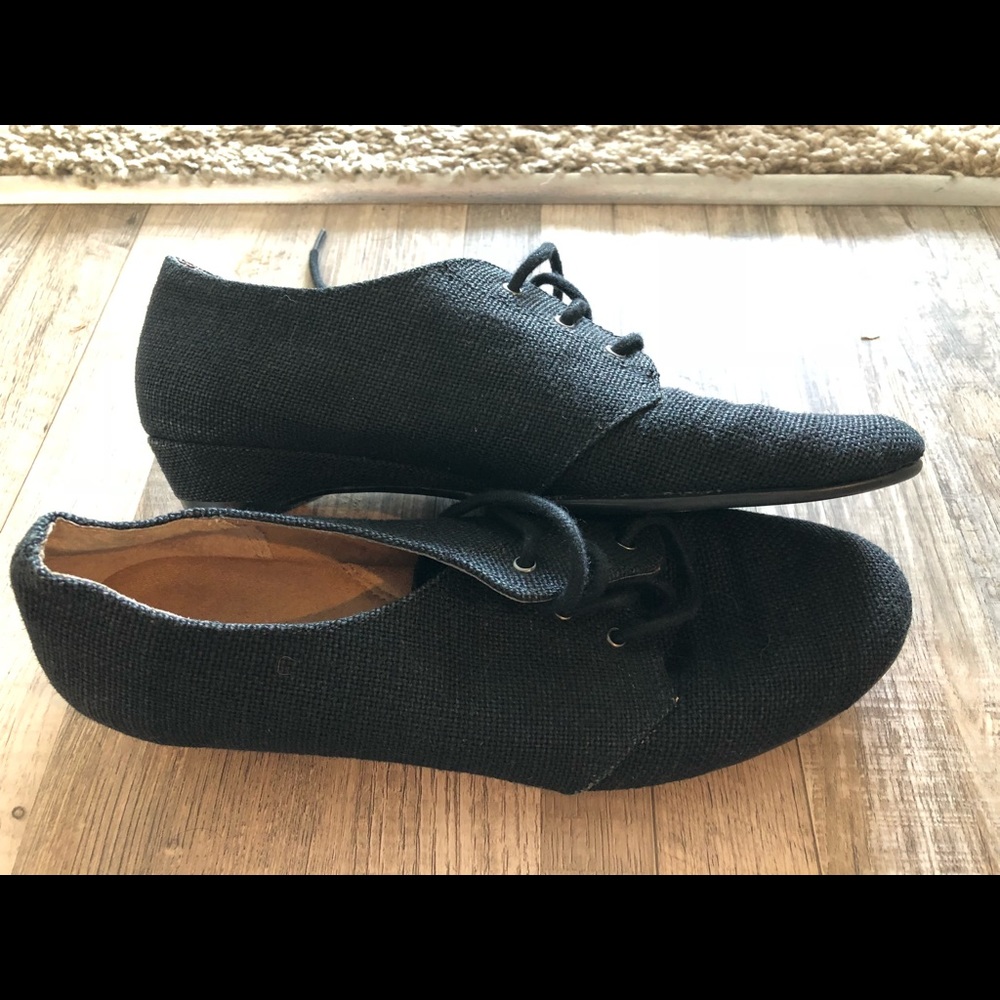 Aerosoles size 7.5M